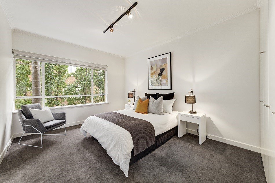 Property Gallery Thumbnail 3