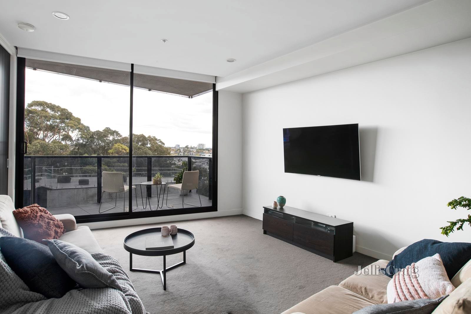 107/45 Edgewater Boulevard, Maribyrnong image 4