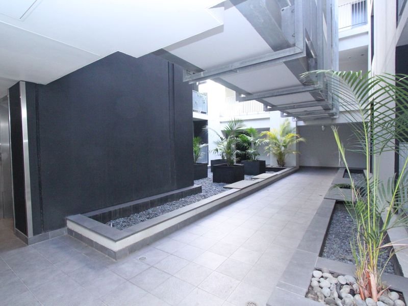 Property Gallery Thumbnail 2