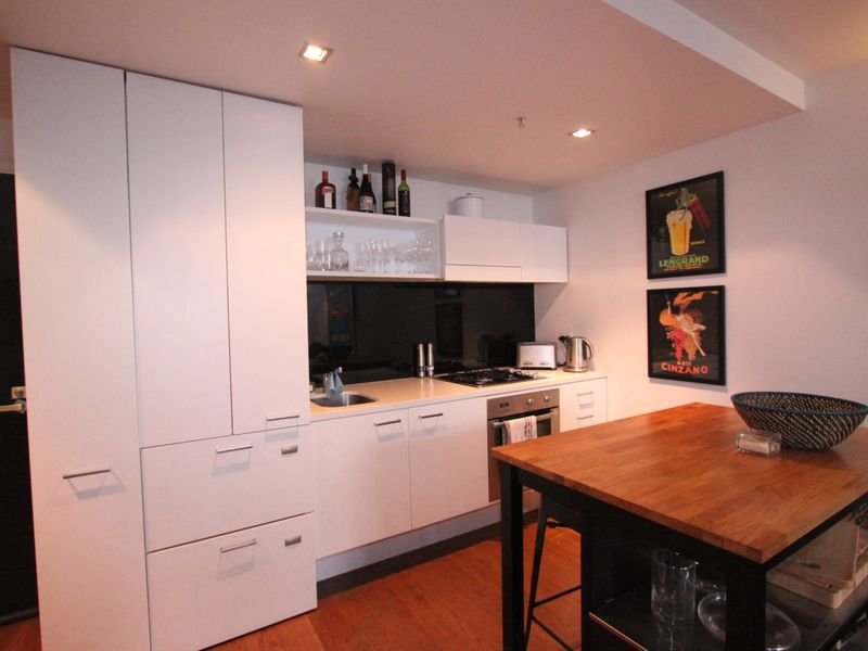 Property Gallery Thumbnail 7
