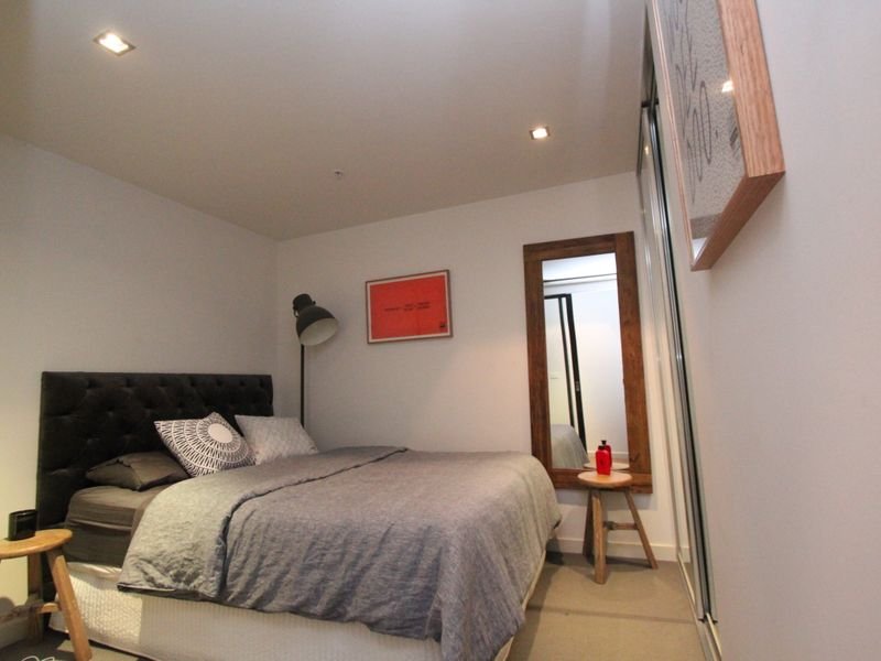 Property Gallery Thumbnail 8