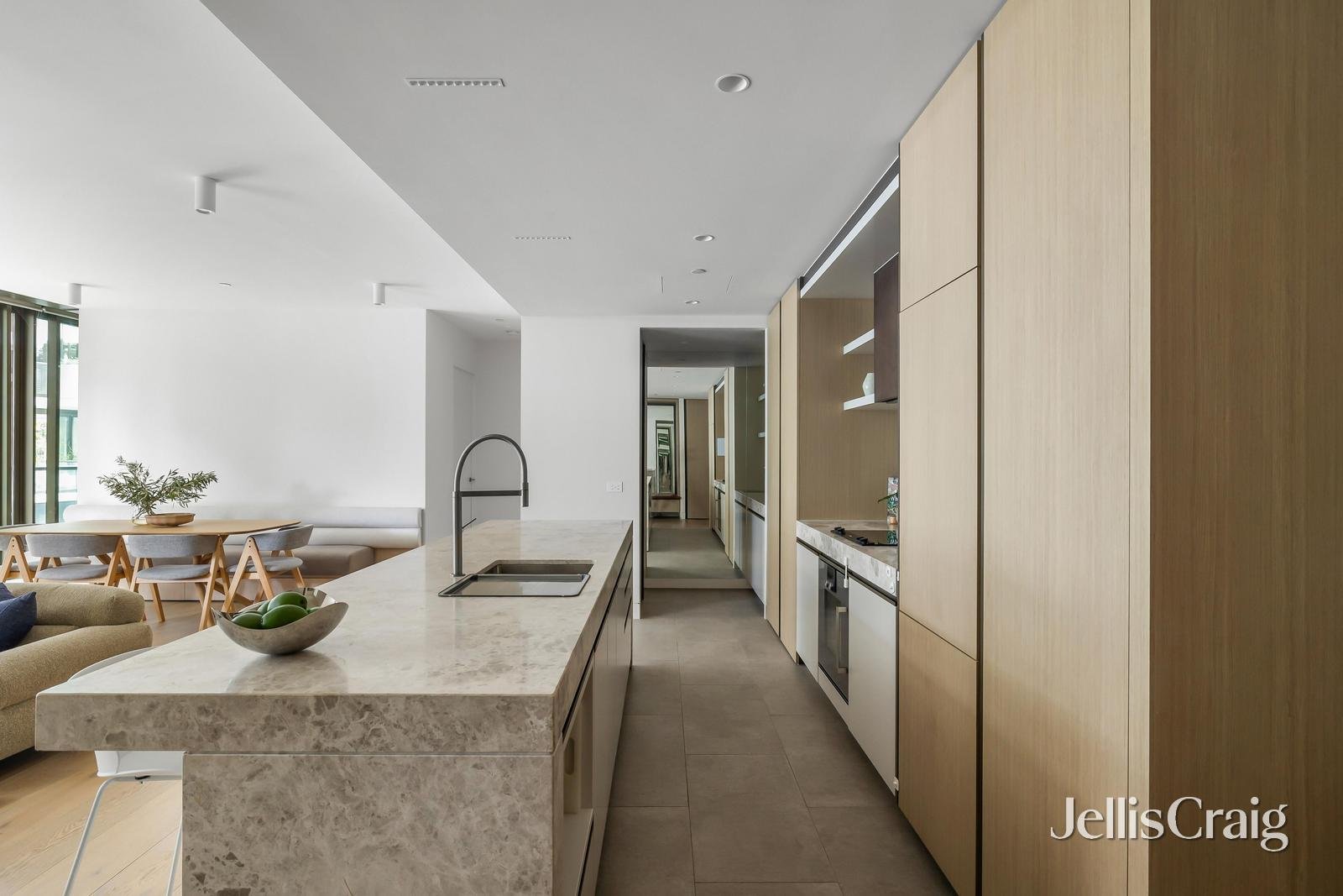 107/649 Victoria Street, Abbotsford image 2