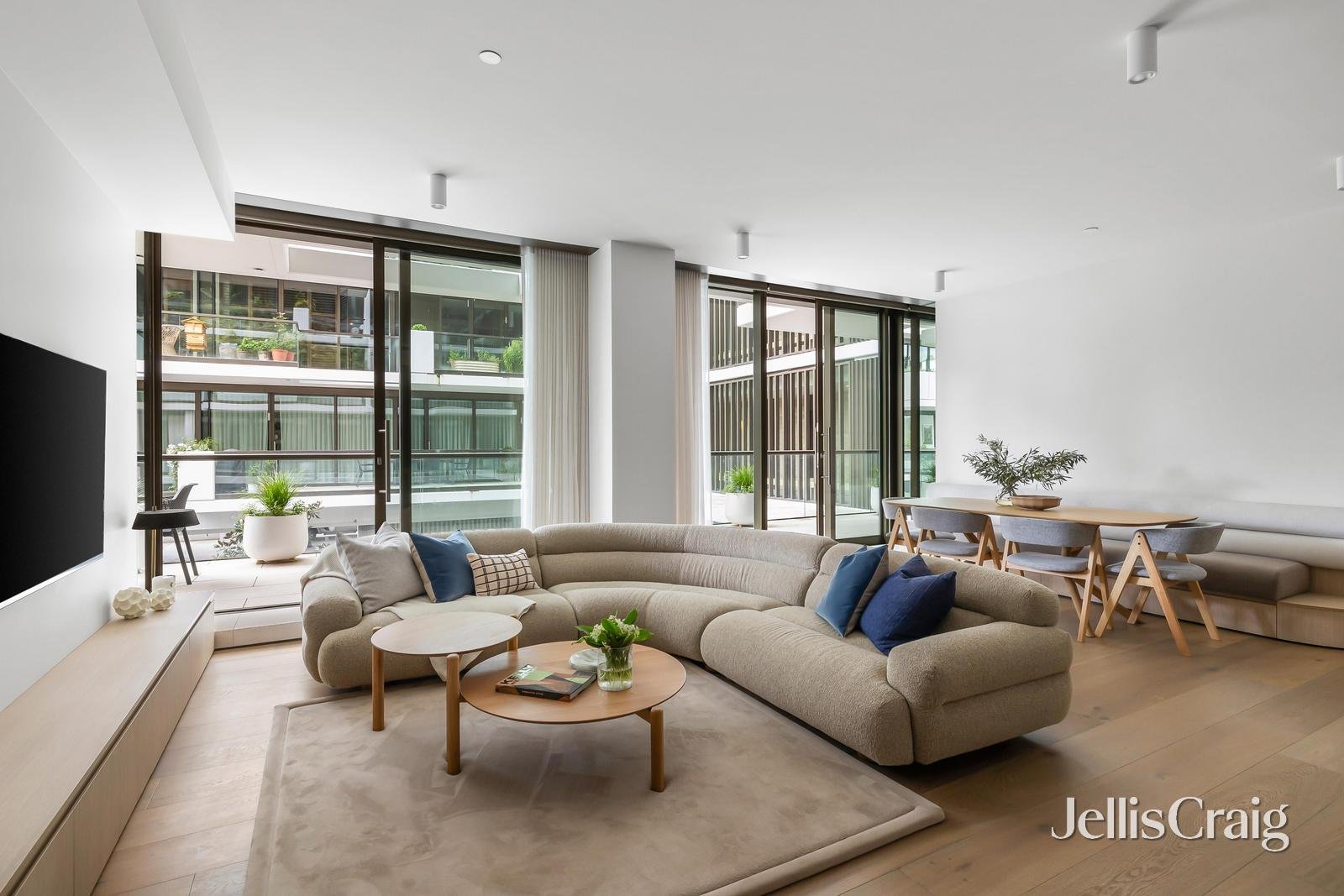 107/649 Victoria Street, Abbotsford image 3