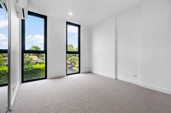 107/659 Whitehorse Road, Mont&nbsp;Albert image 7