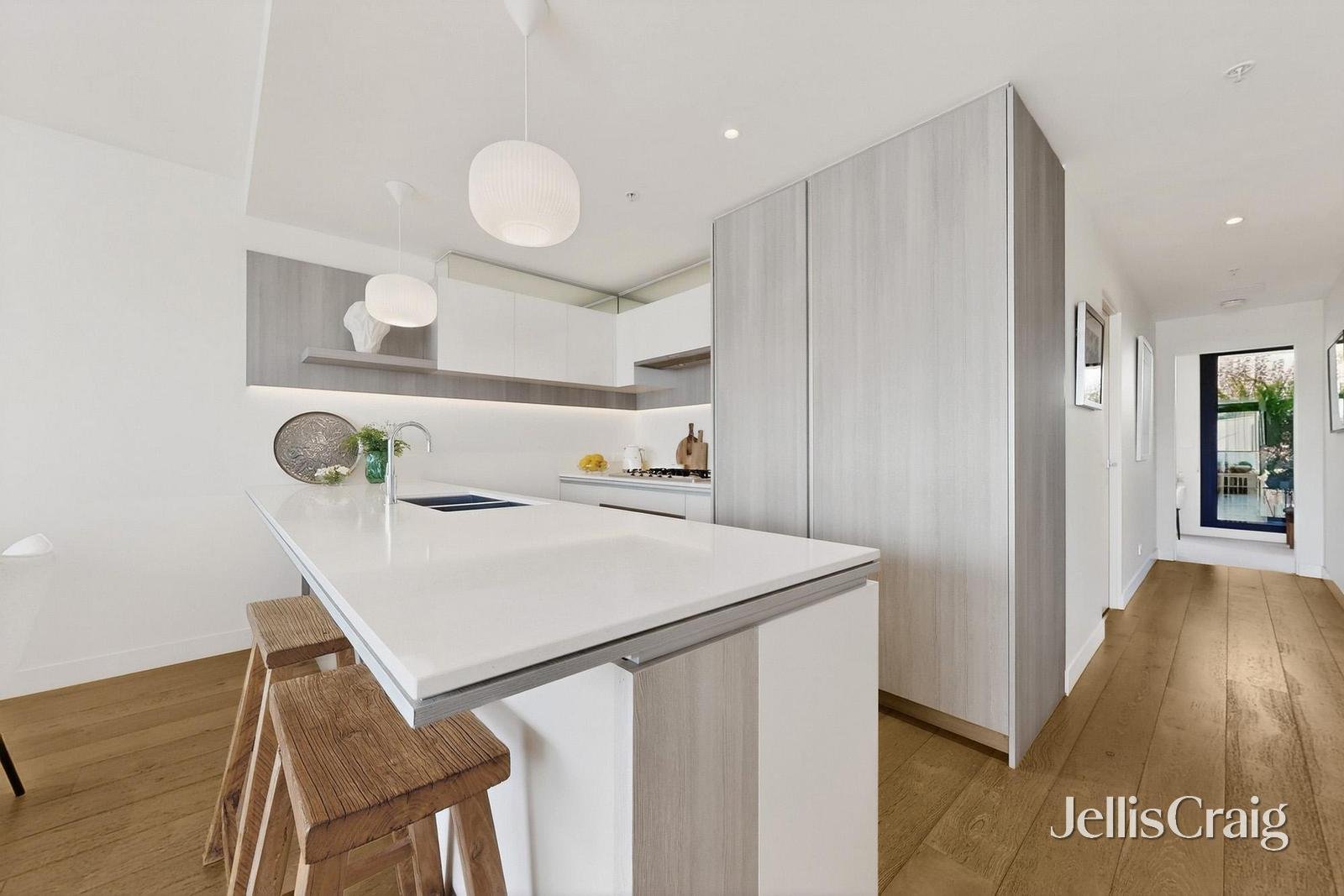 107/692 Whitehorse Road, Mont&nbsp;Albert image 5