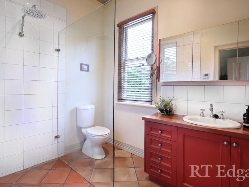Property Gallery Thumbnail 16