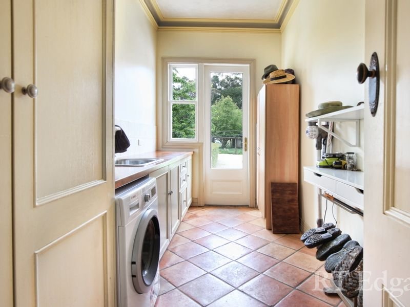 Property Gallery Thumbnail 18