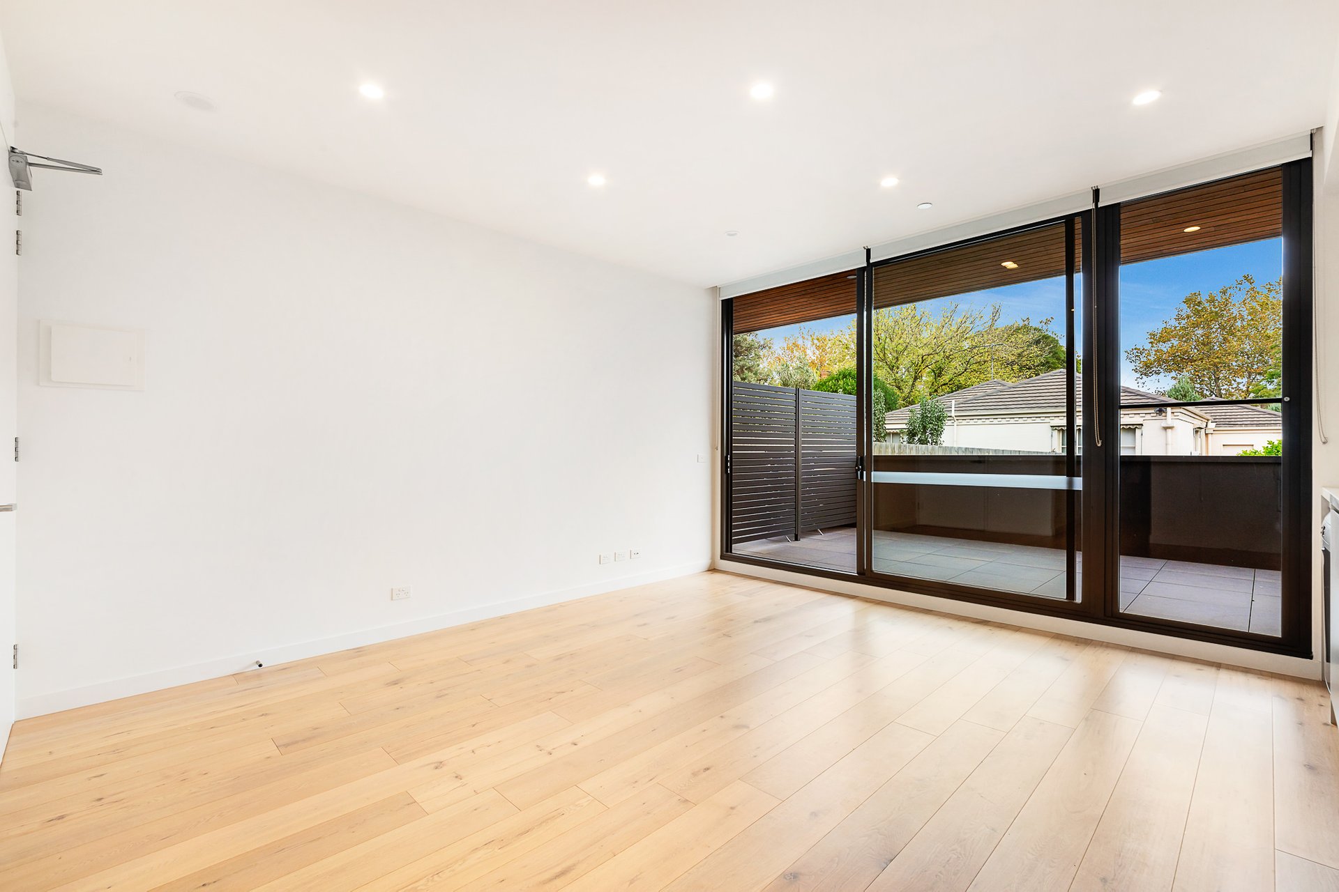 Property Gallery Thumbnail 4