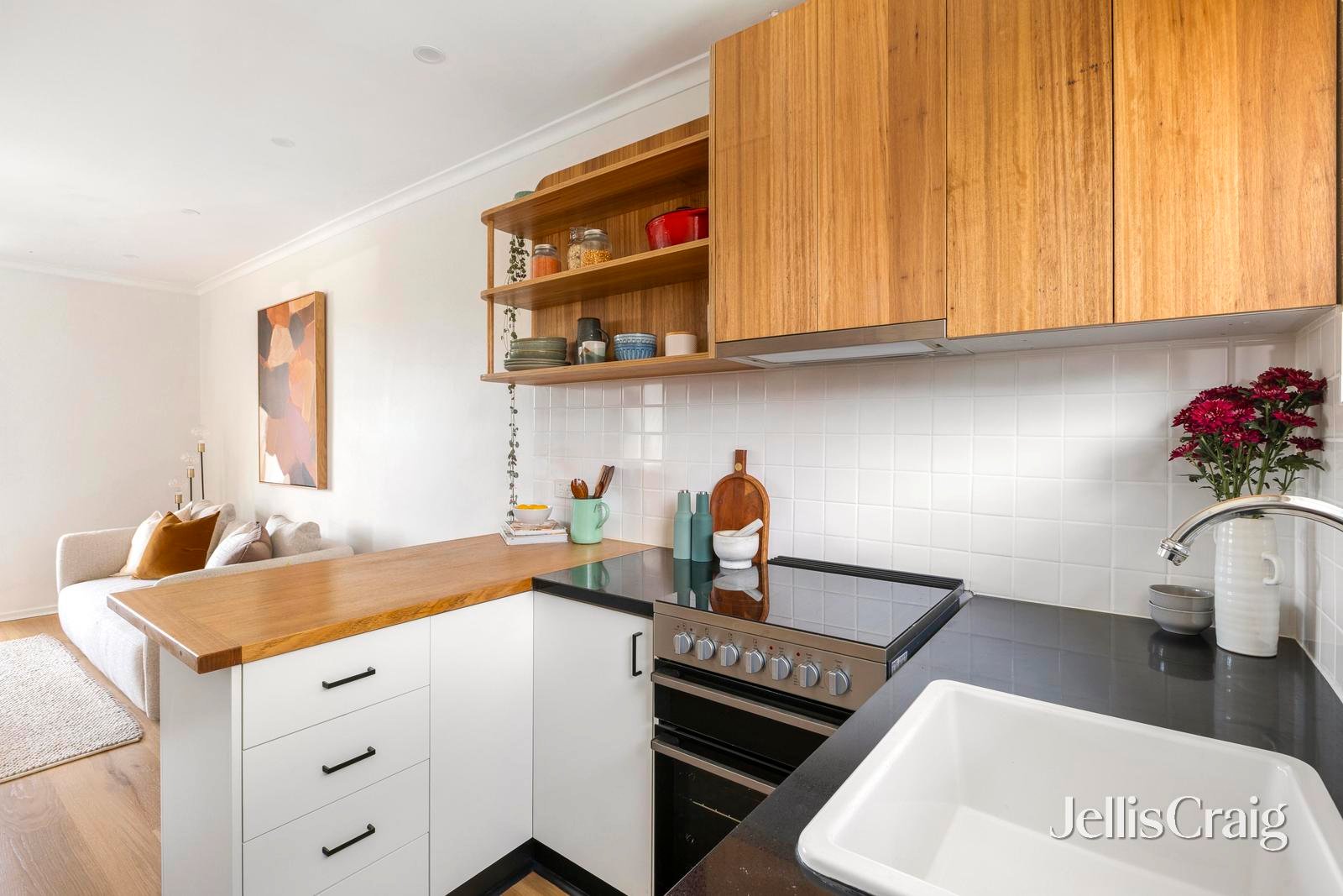 10/78 James Street, Northcote image 5