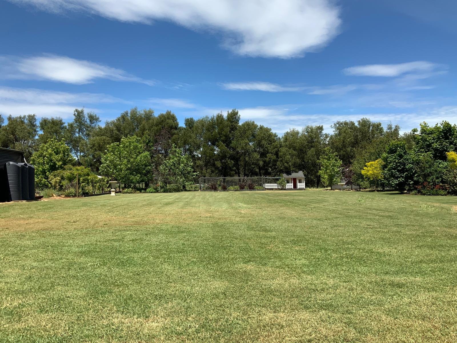 107a 107a High Street, Trentham image 1