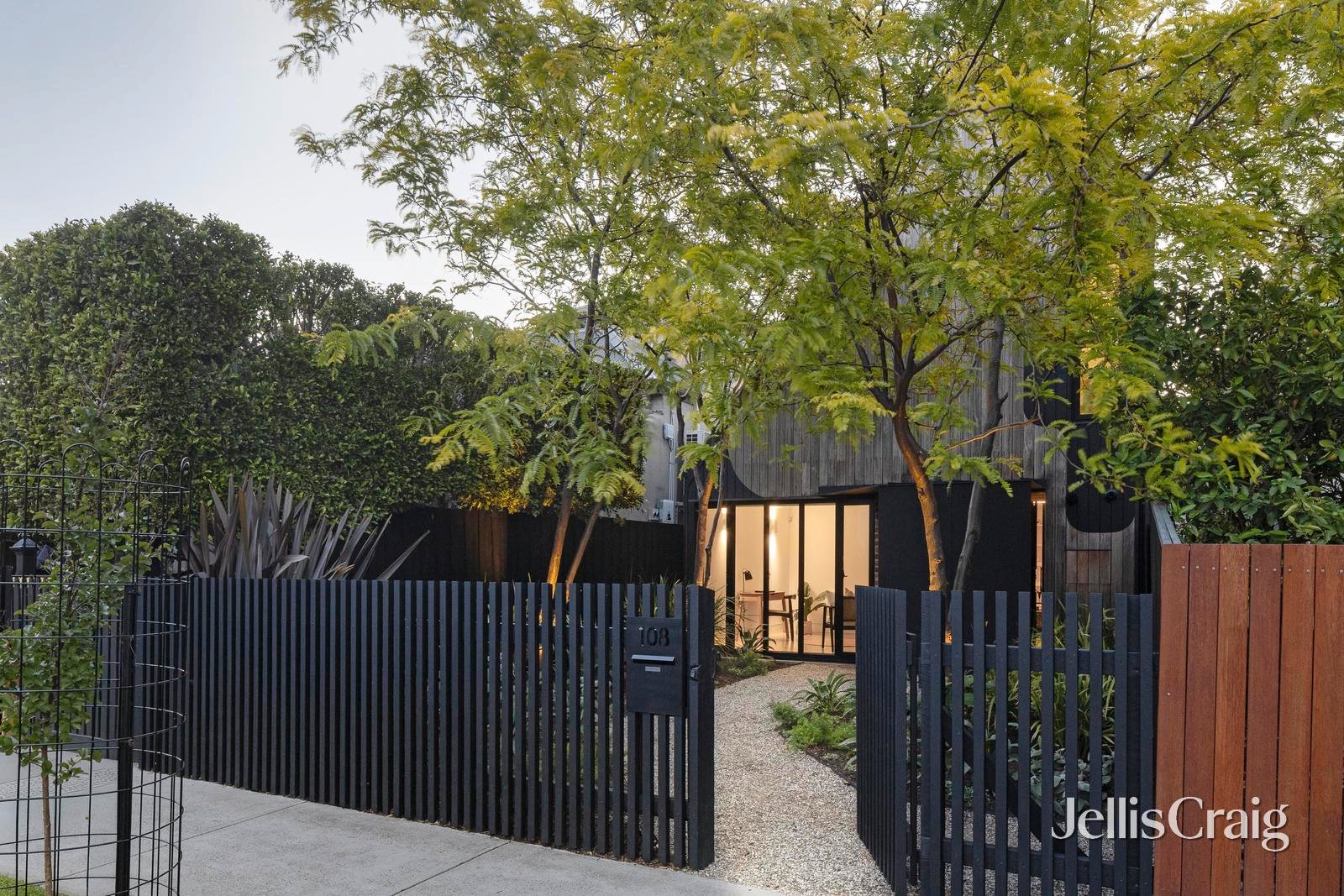 108 Coppin Street, Richmond image 1