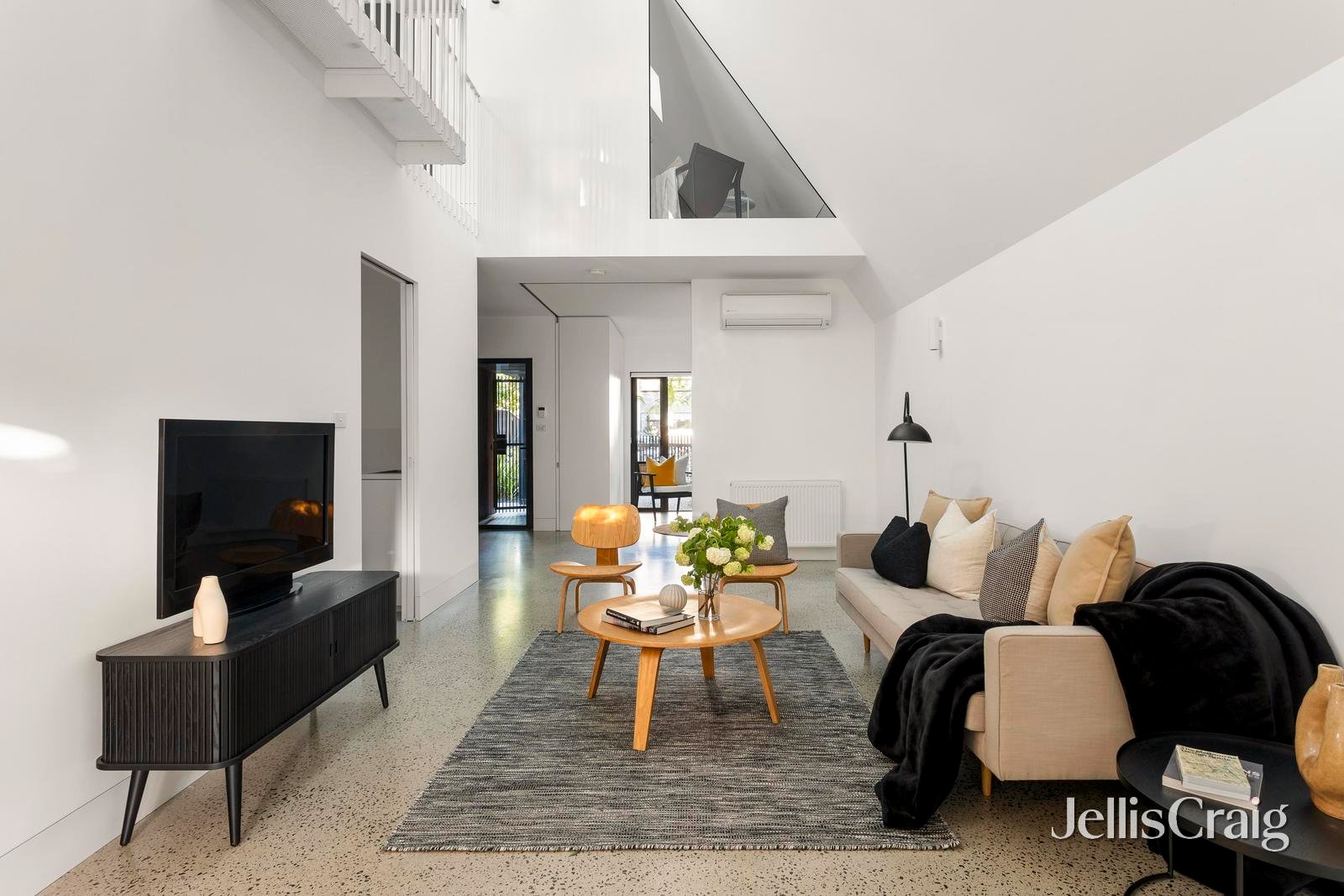 108 Coppin Street, Richmond image 3