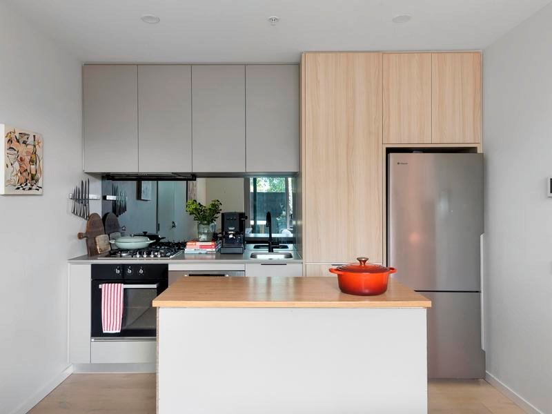 10/8 Elgin Street, Carlton image 5
