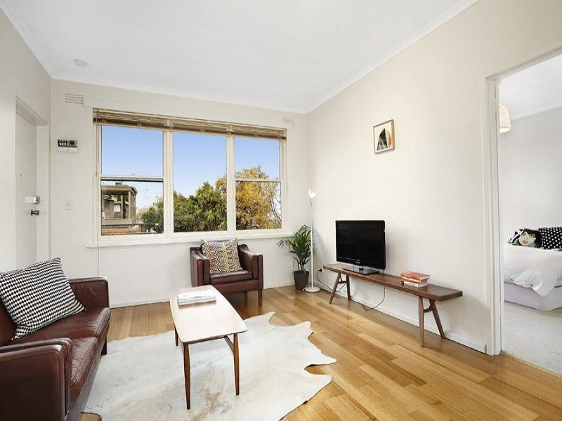 10/8 Hill Street, Hawthorn image 1