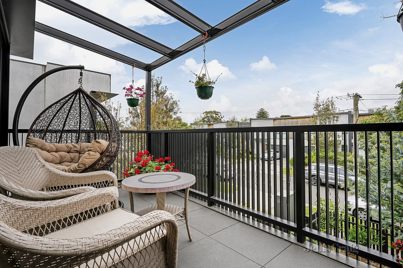 10/8 Salmon Street, Mentone image 4