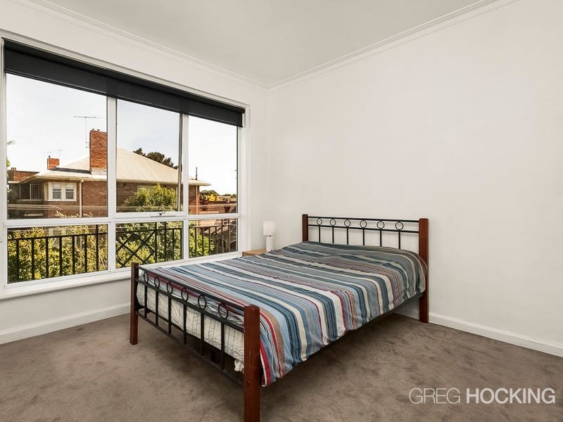 10/8 St Leonards Avenue, St Kilda image 4