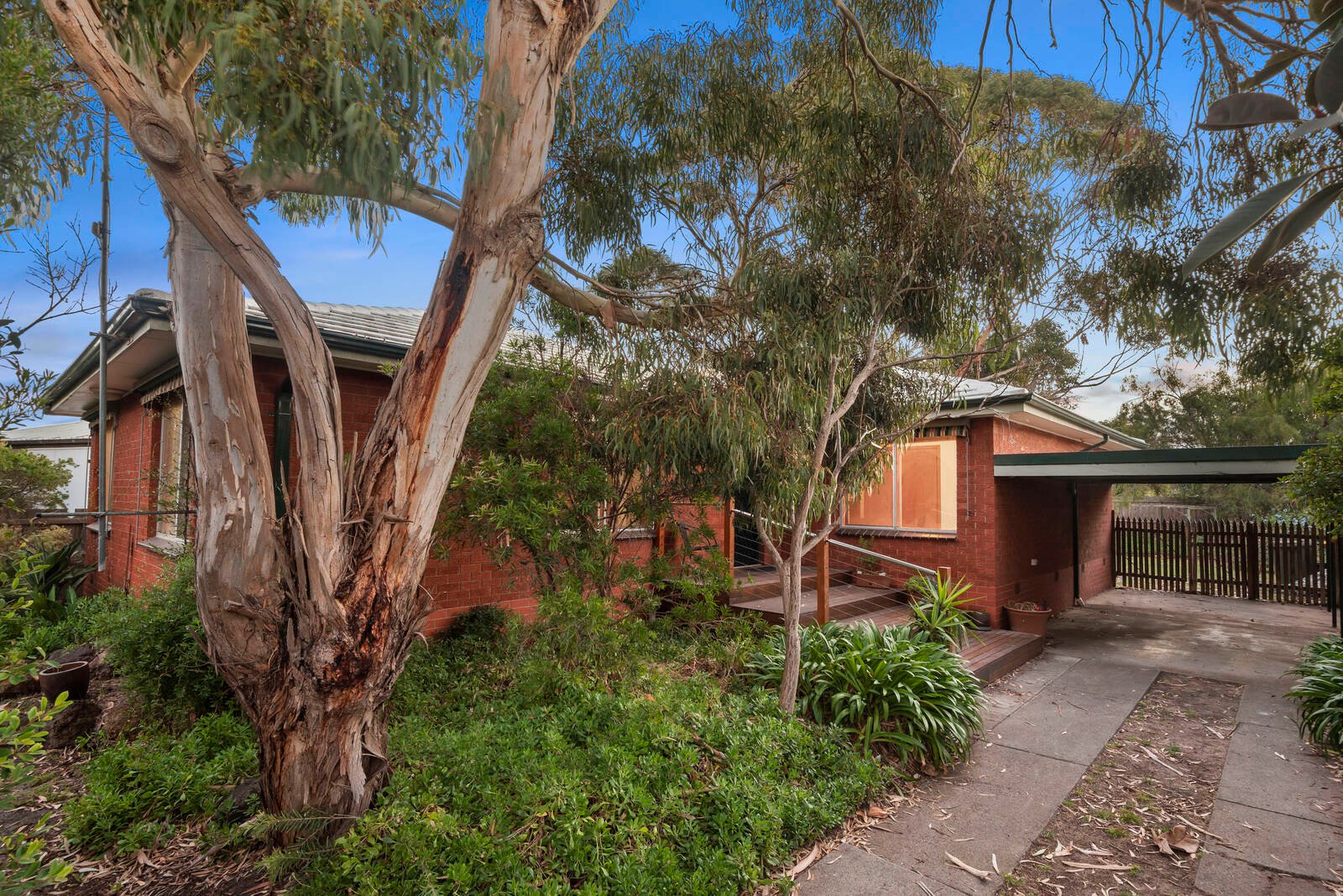 Property Gallery - Main Image