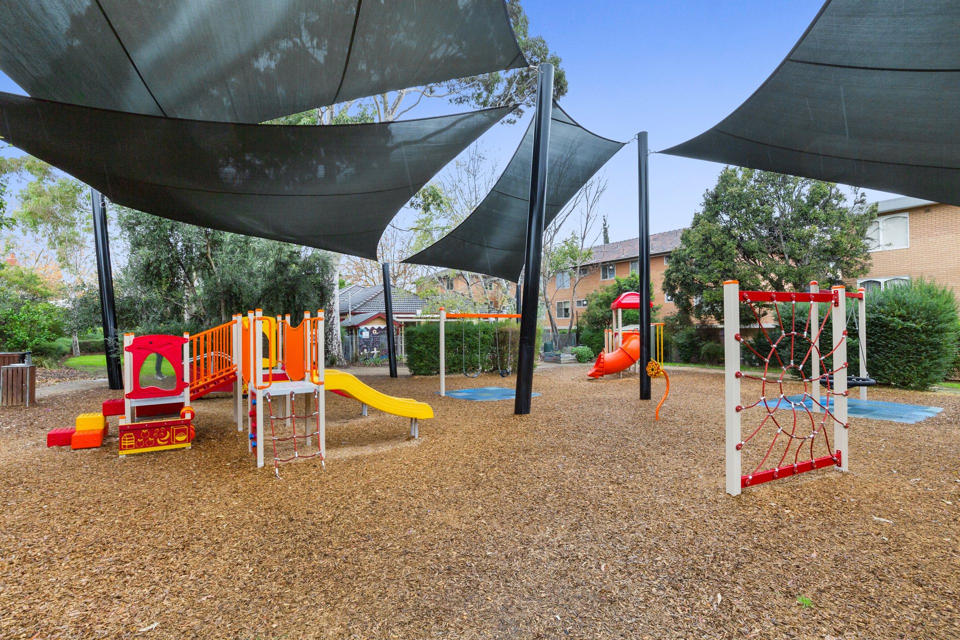 10 / 8 Te-Arai Avenue ST KILDA EAST