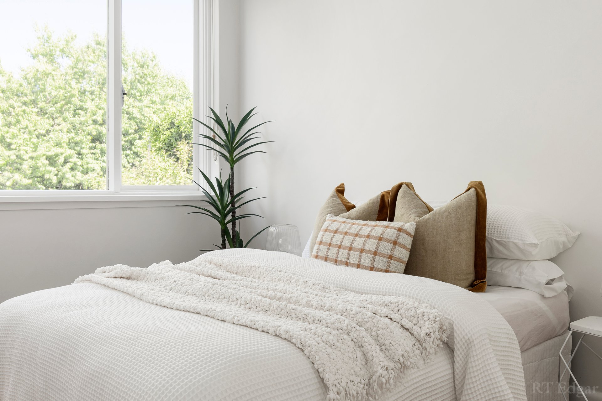Property Gallery Thumbnail 8