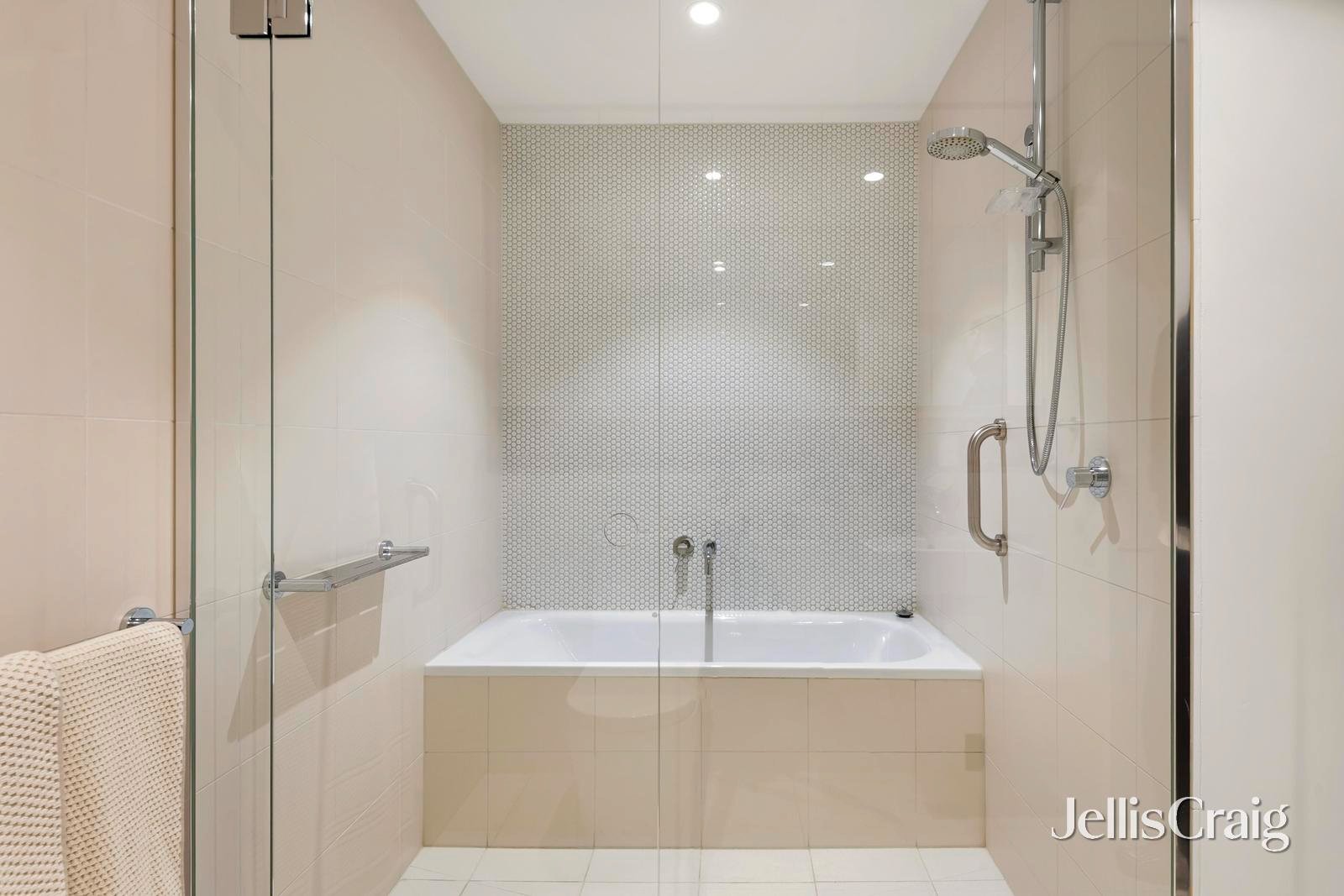 108/1 Westley Avenue, Ivanhoe image 7