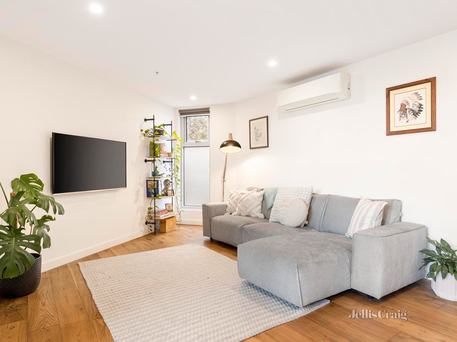 108/164 Manningham Road, Bulleen image 2