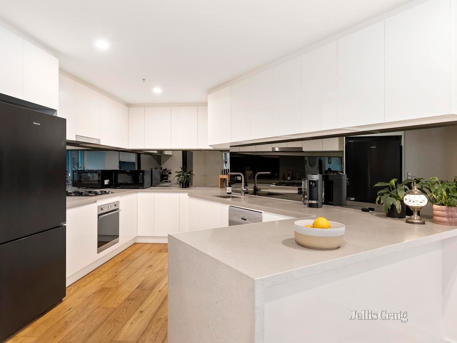 108/164 Manningham Road, Bulleen image 4