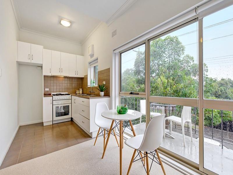 10/82 Campbell Road, Hawthorn East image 3