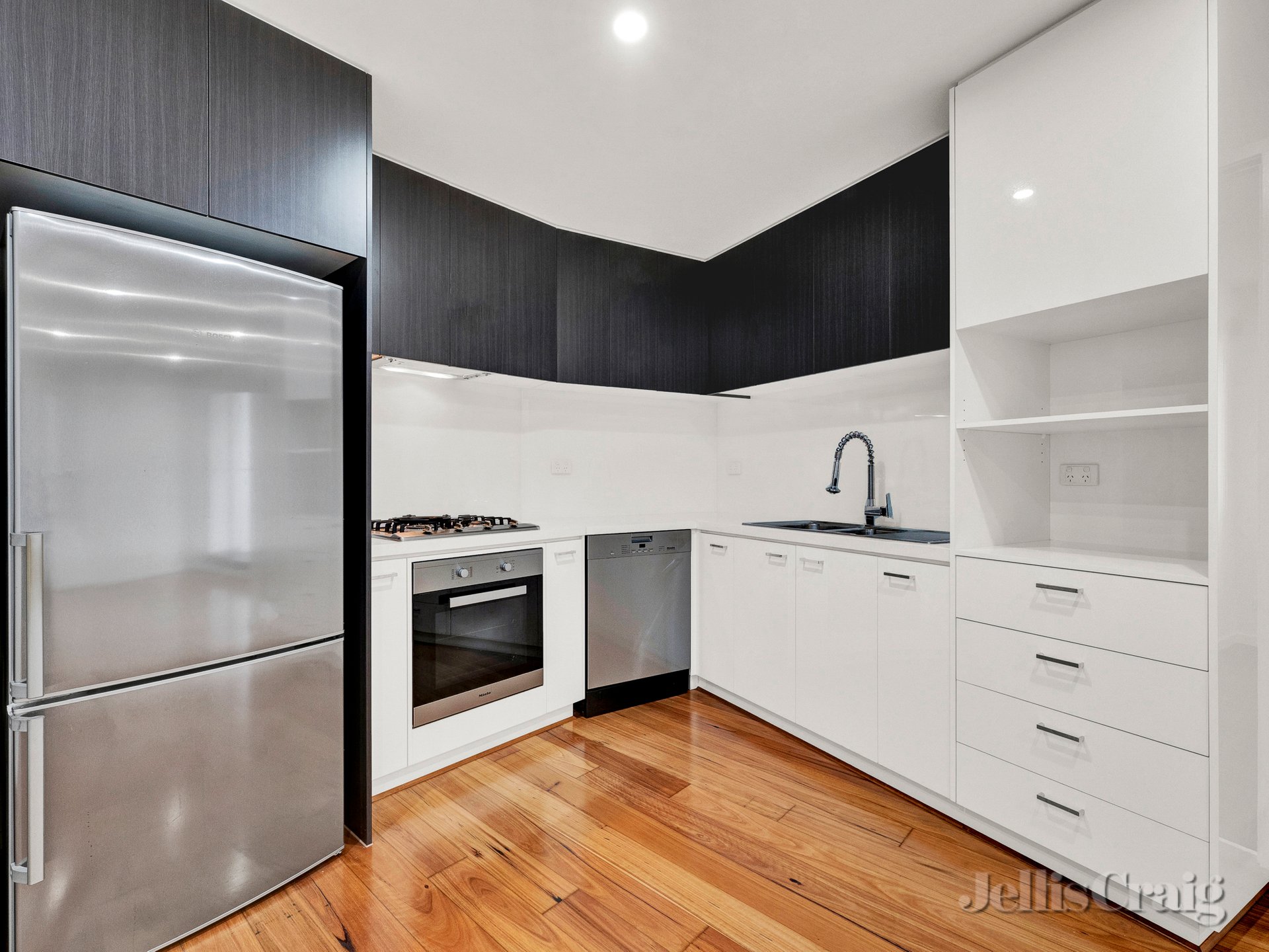 108/254 Bell Street, Heidelberg Heights image 3
