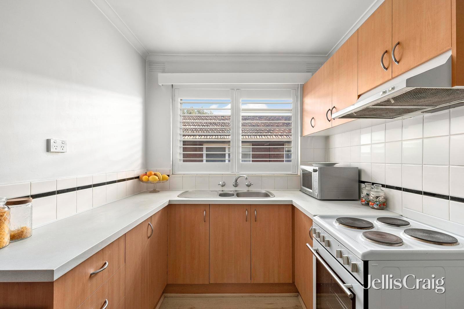 10/84 Dover Street, Flemington image 4