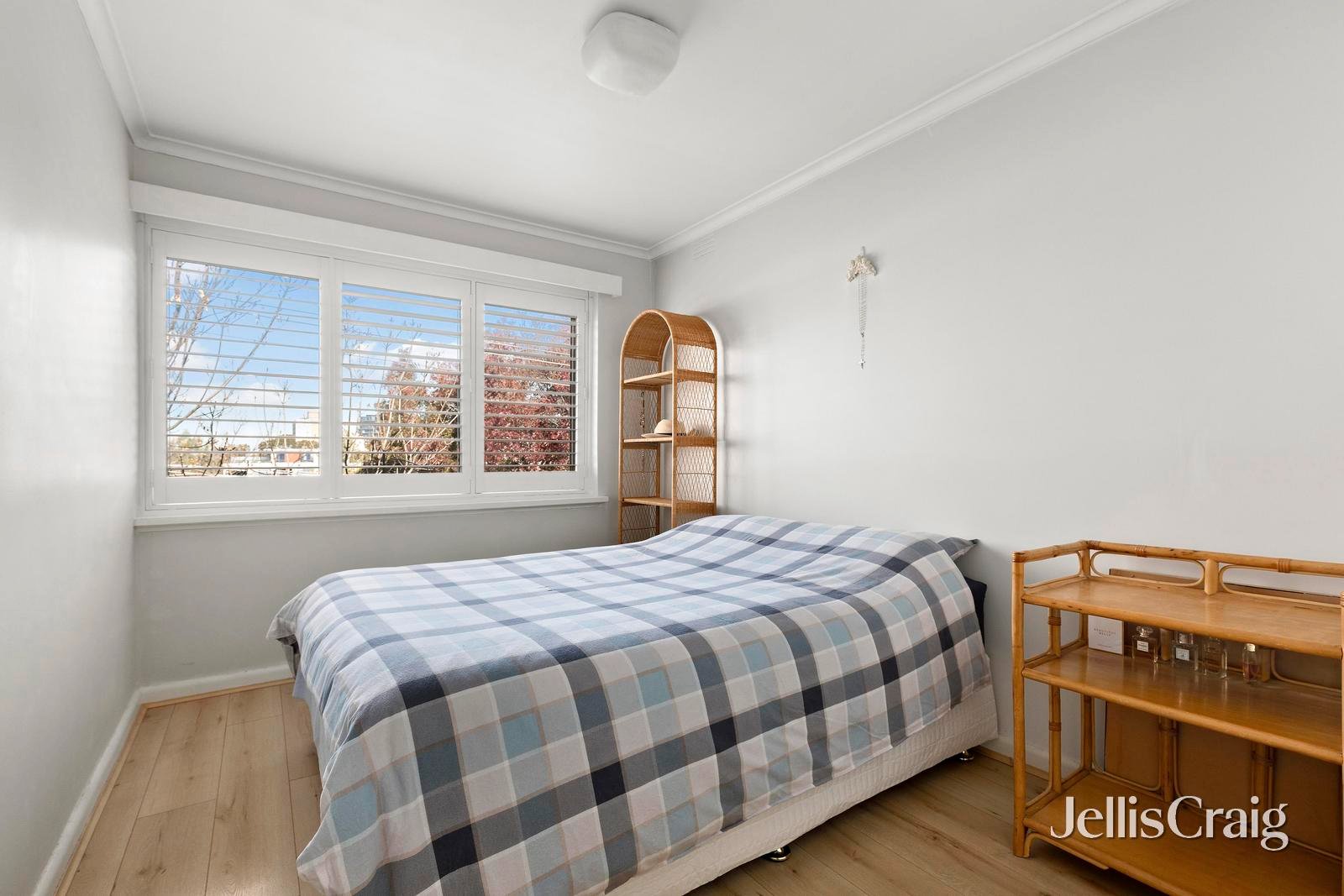 10/84 Dover Street, Flemington image 5