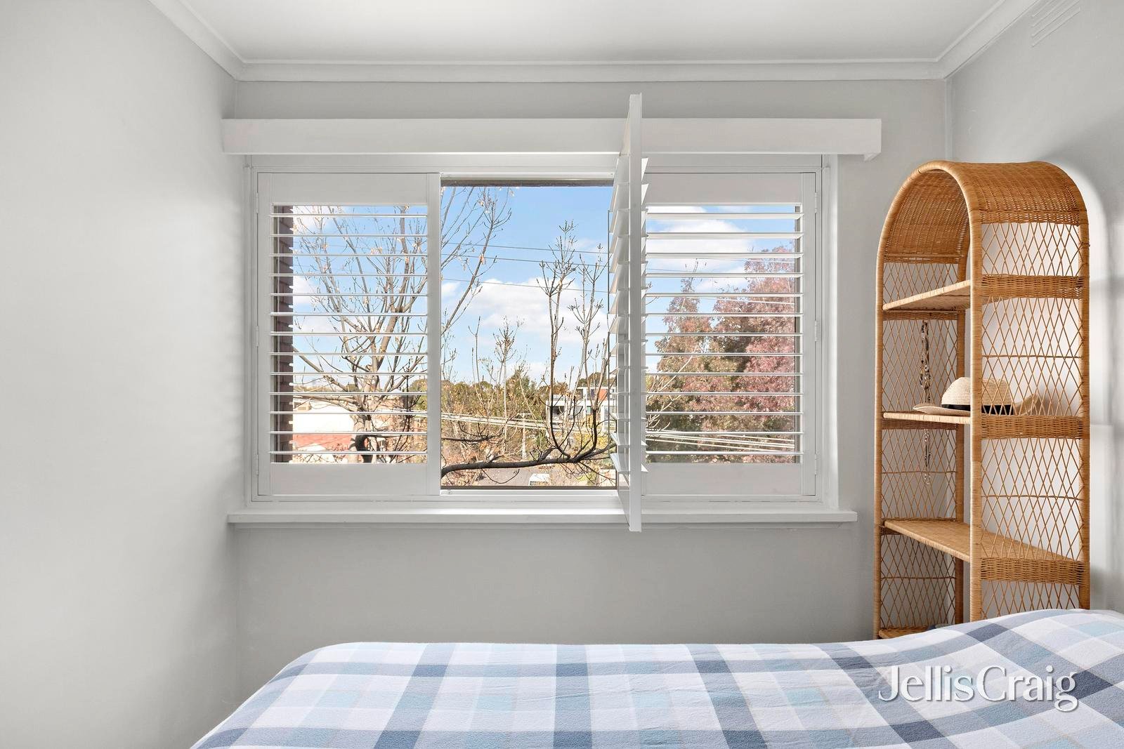 10/84 Dover Street, Flemington image 6