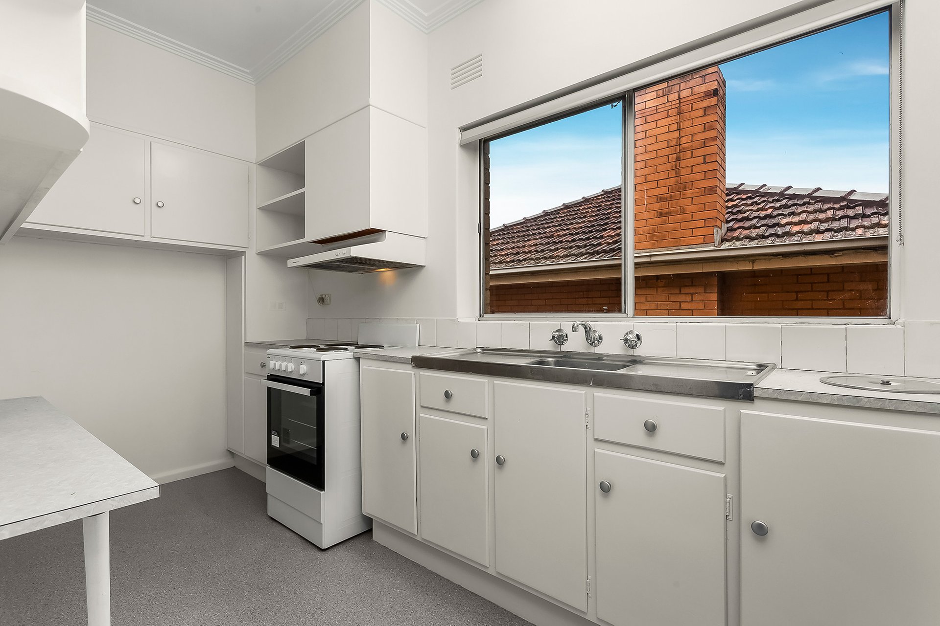 Property Gallery Thumbnail 2