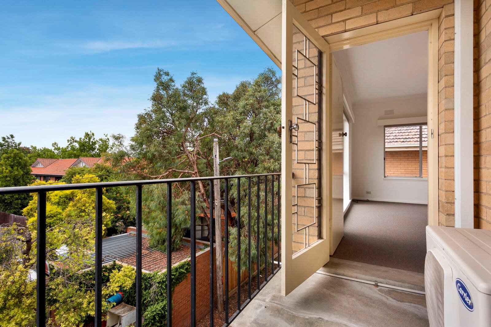 Property Gallery Thumbnail 4
