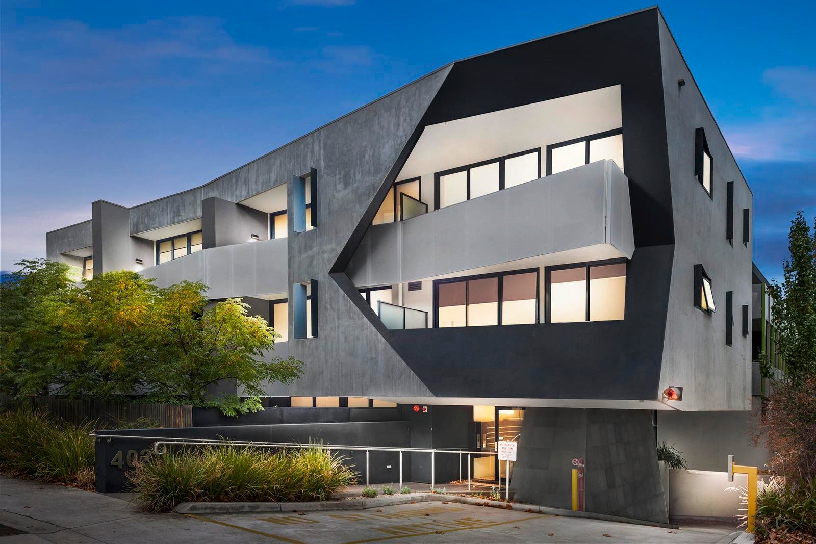 Property Gallery - Main Image