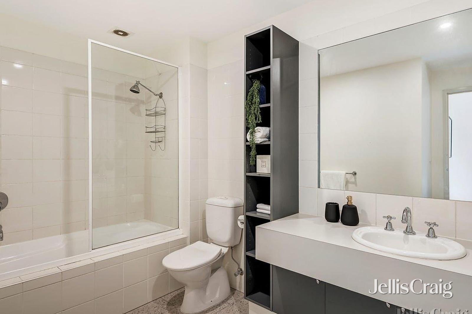 108/8 Howard Street, Richmond image 7