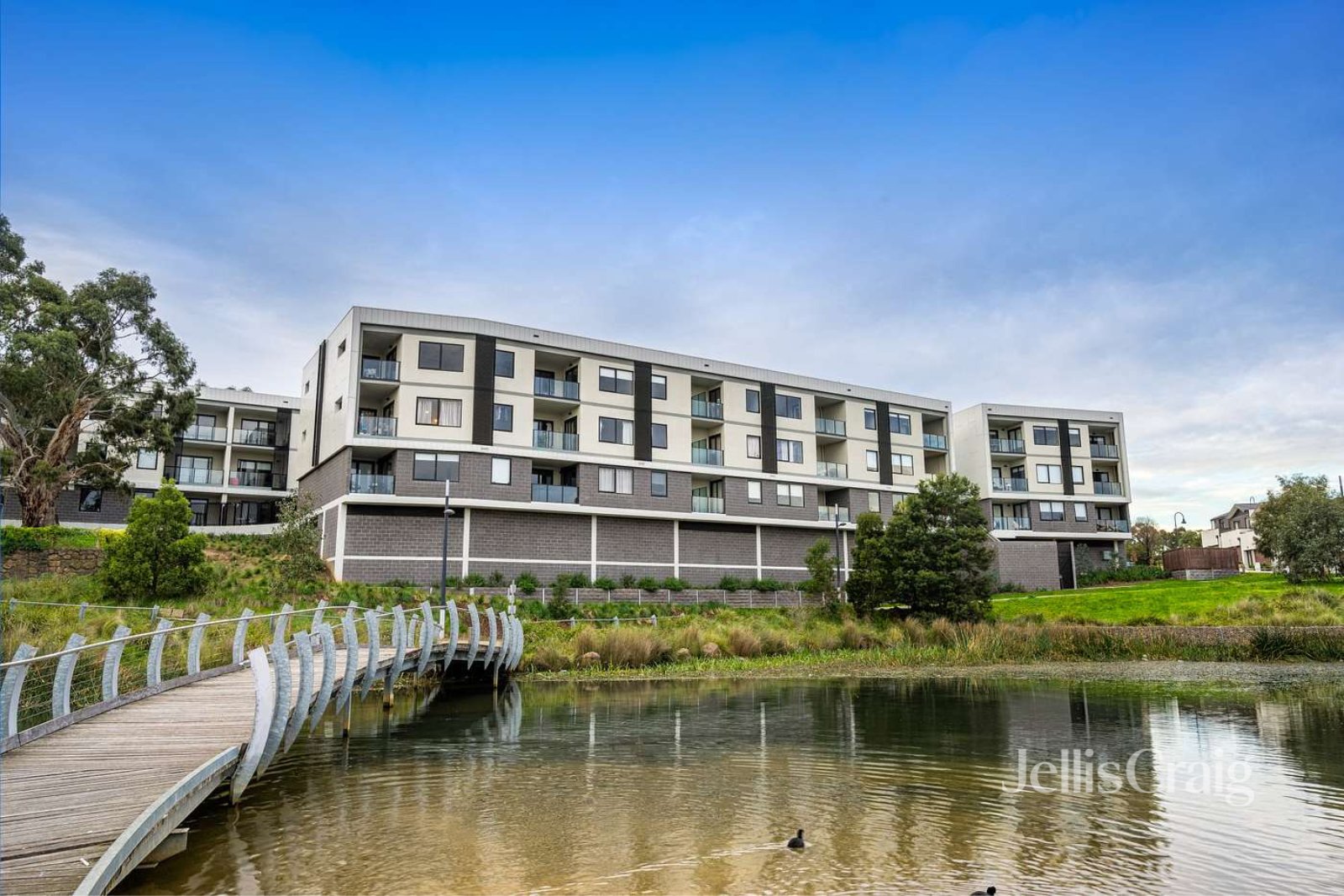 108/87 Janefield Drive, Bundoora image 2