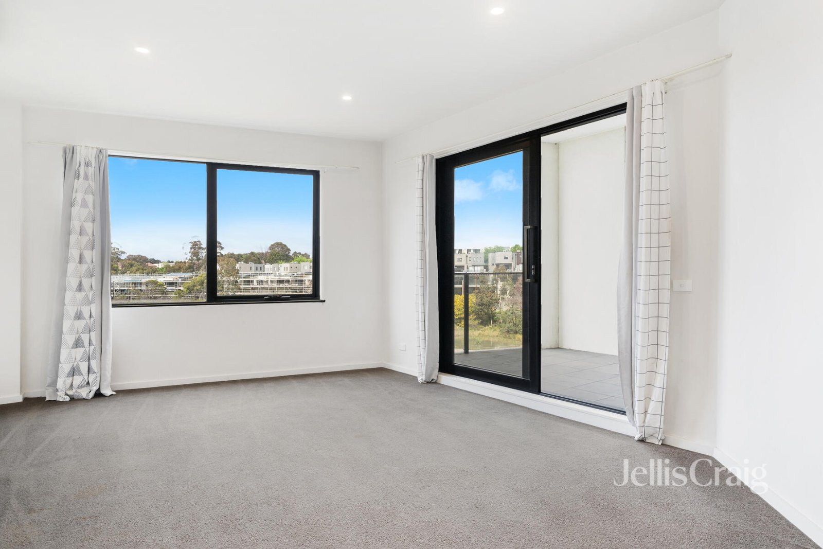 108/87 Janefield Drive, Bundoora image 4