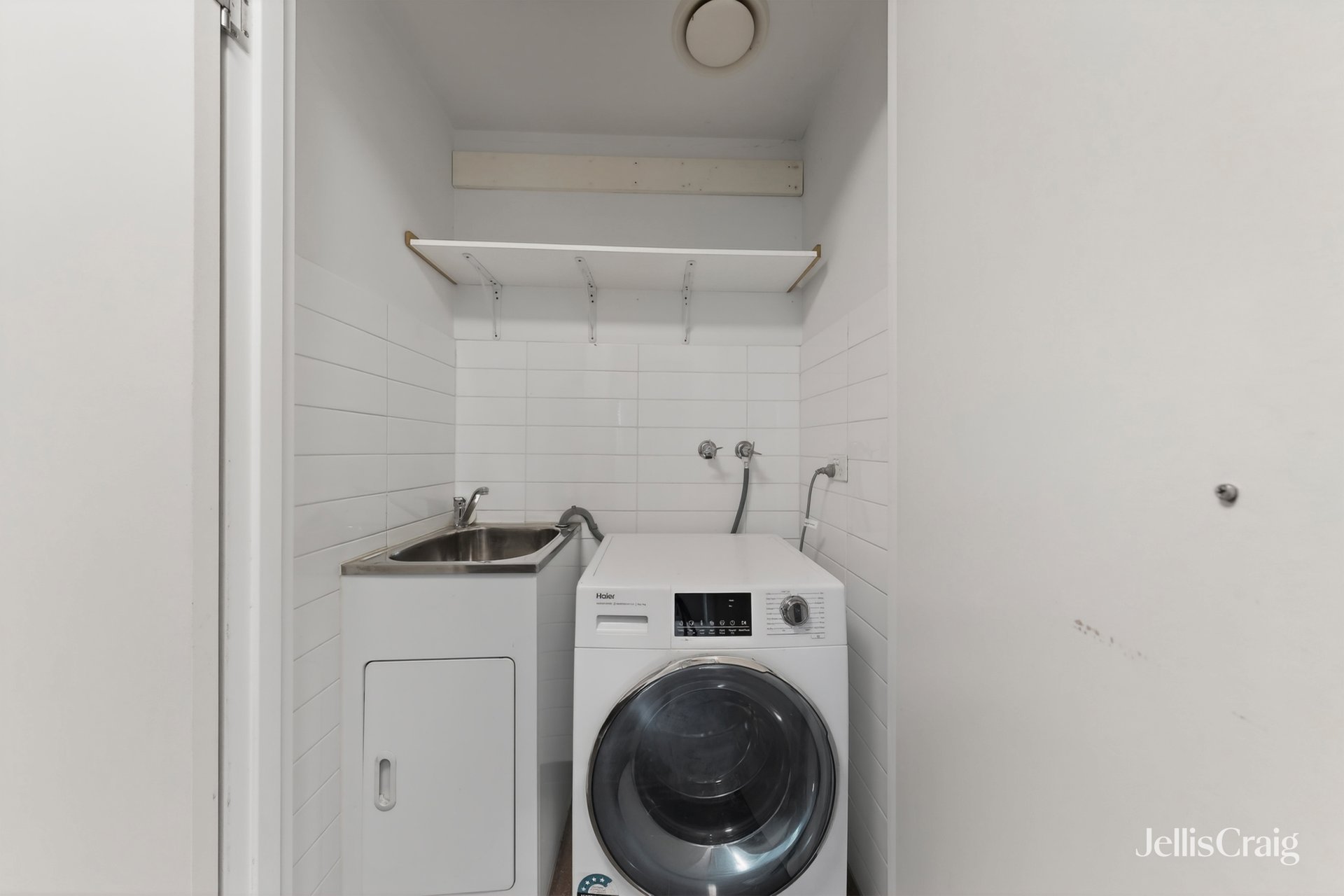 108/9 Morton Avenue, Carnegie image 8