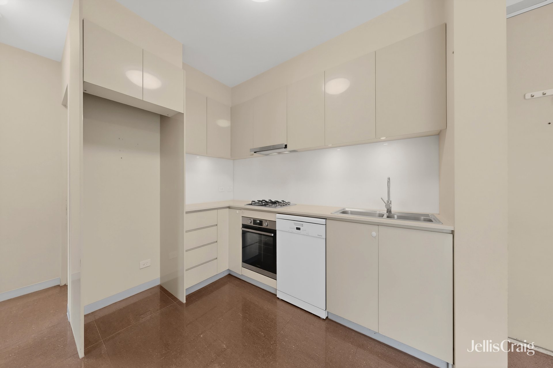 108/9 Morton Avenue, Carnegie image 7