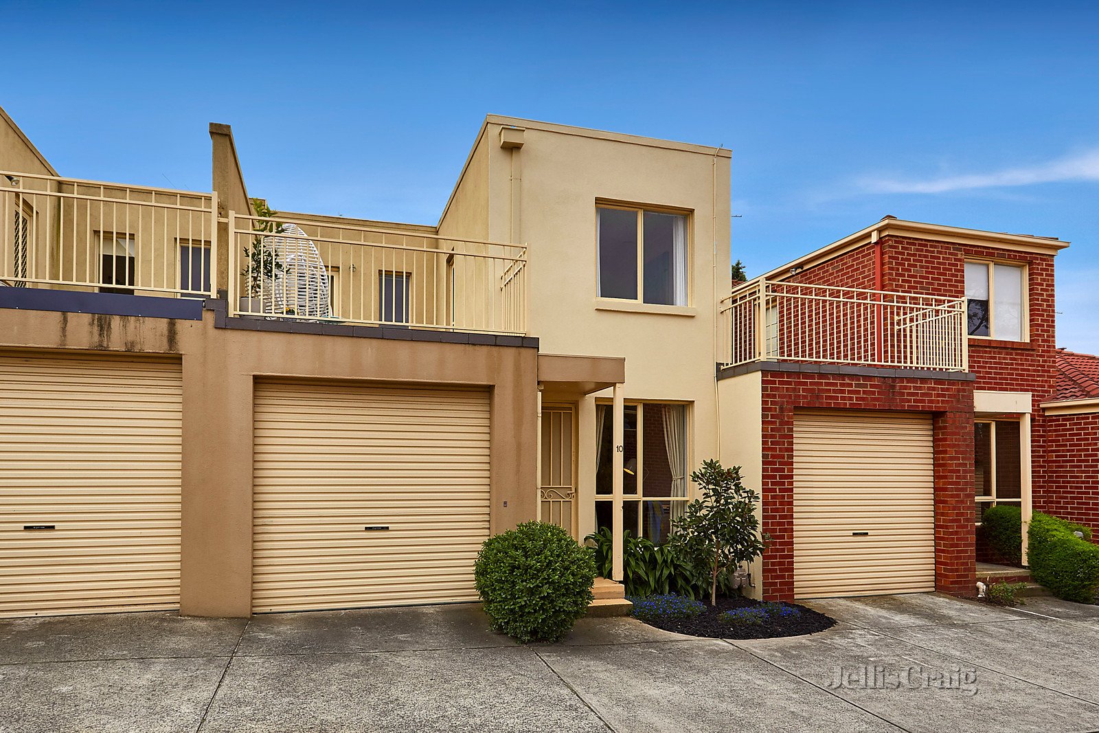 10/9-11 Willow Street, Essendon image 10