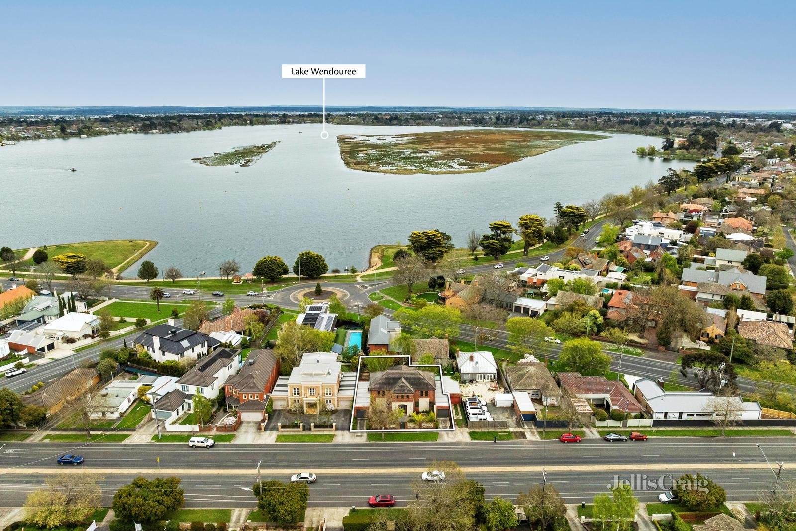 109 Burnbank Street, Lake Wendouree image 2