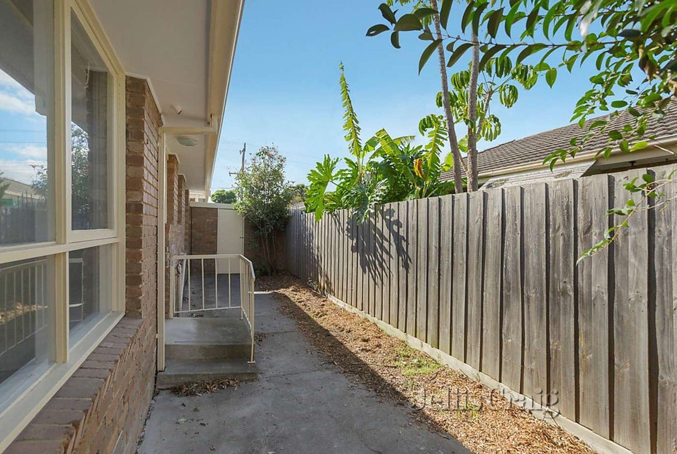10/9 Coorigil Road, Carnegie image 5