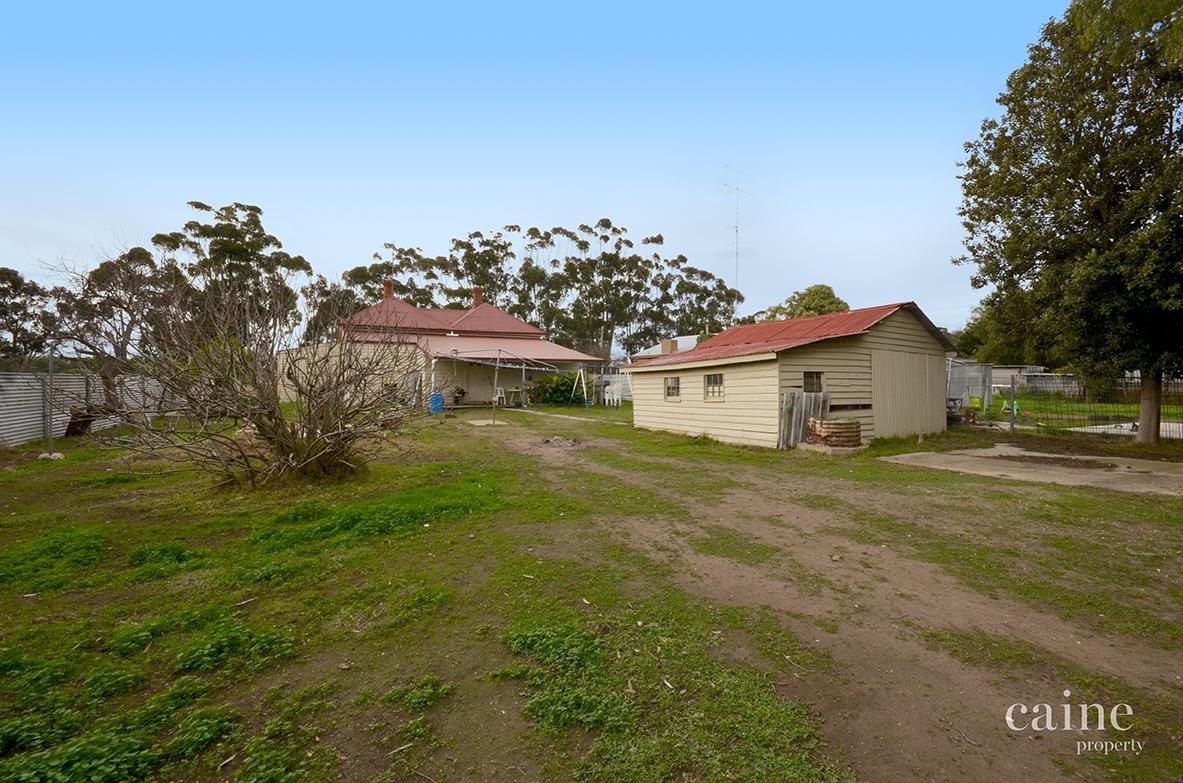 109 Ferrars Street, Rokewood image 11