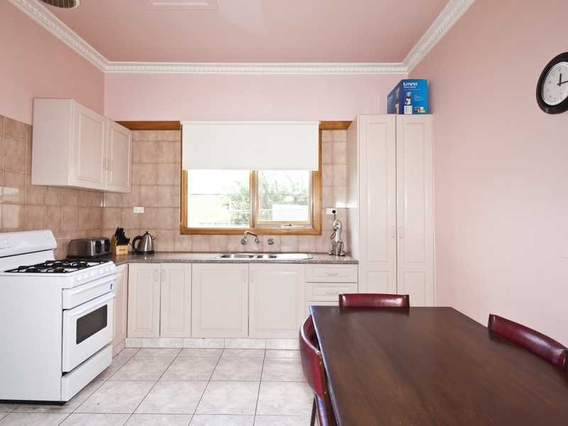 109 Garden Street, East Geelong image 3