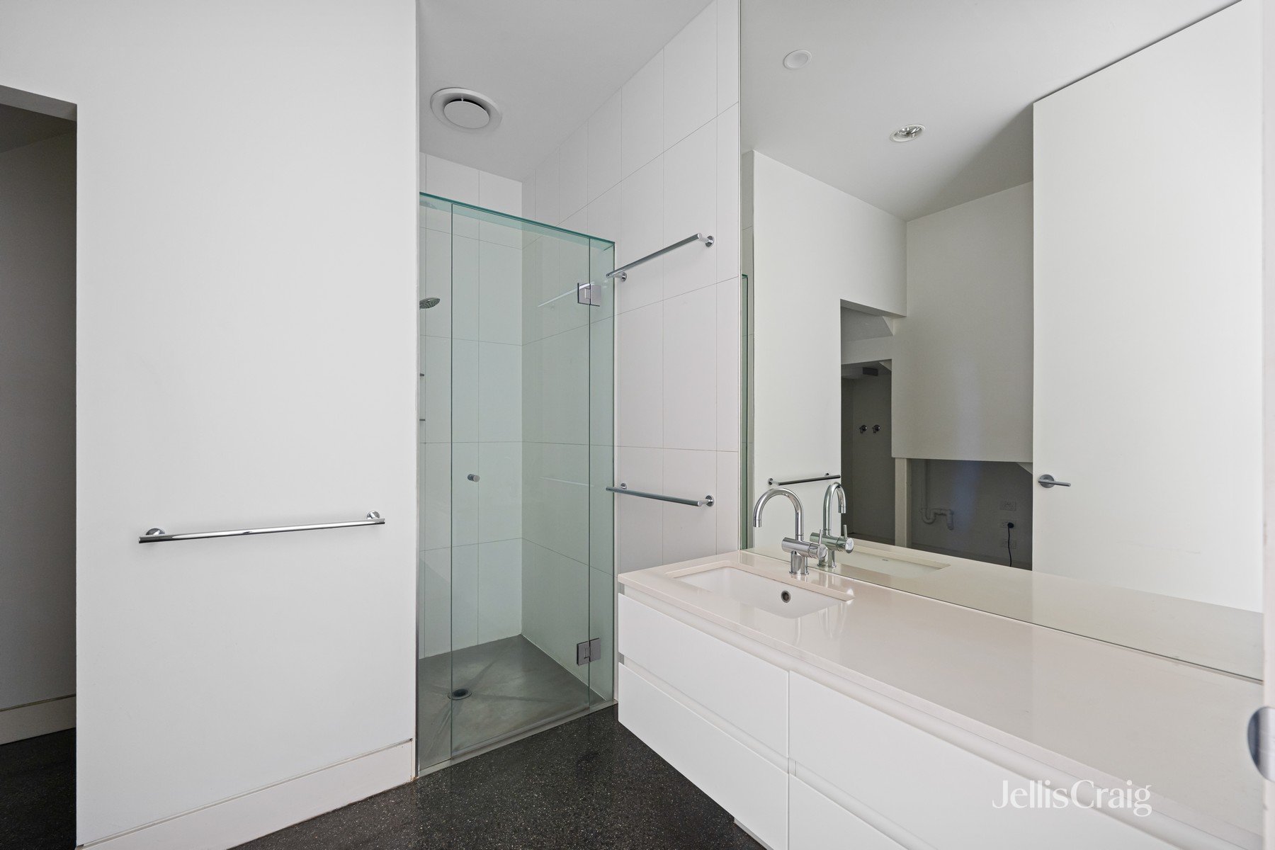 109 Howard Street, North&nbsp;Melbourne image 7