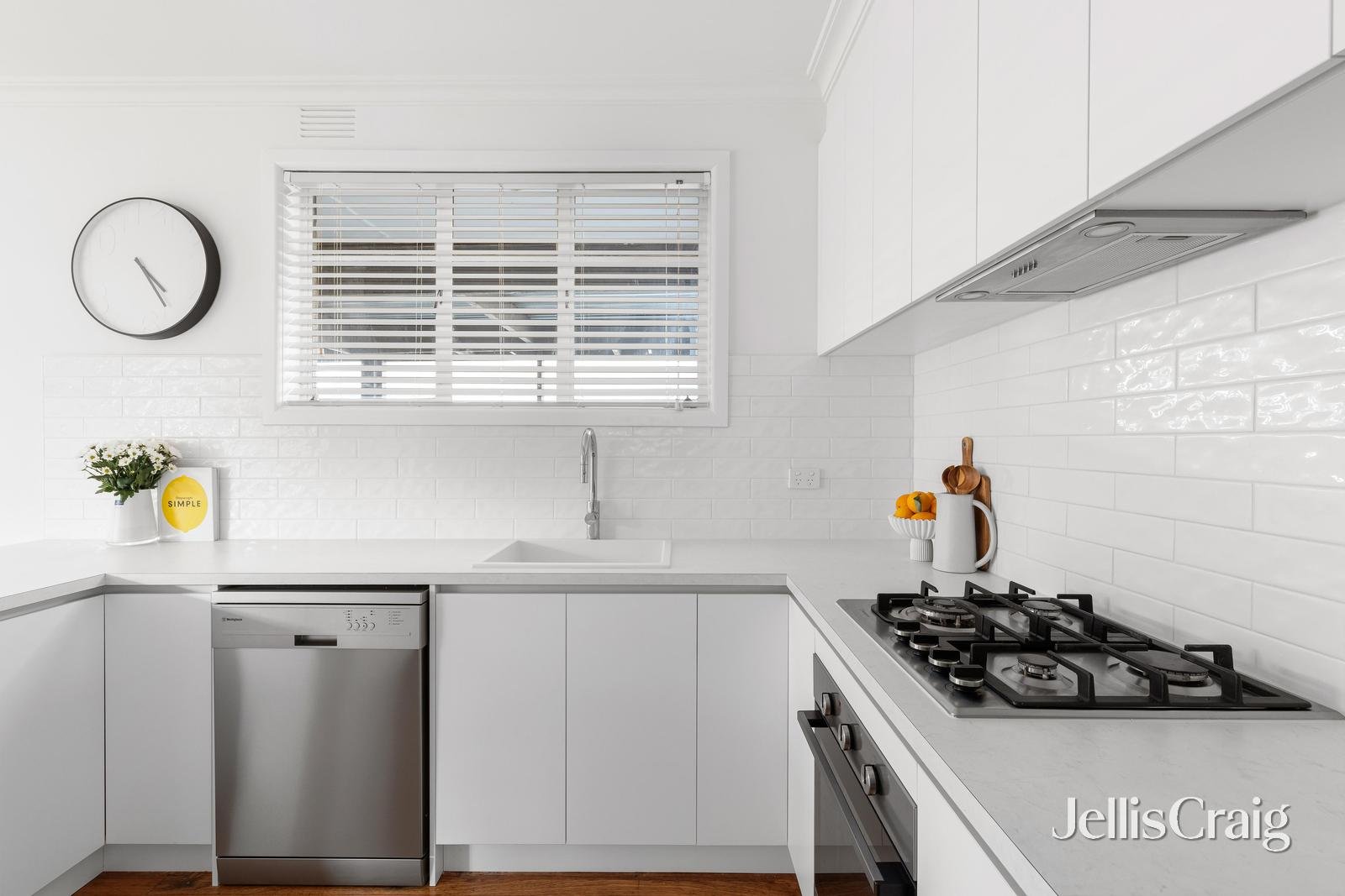 109 Nell Street, Greensborough image 5