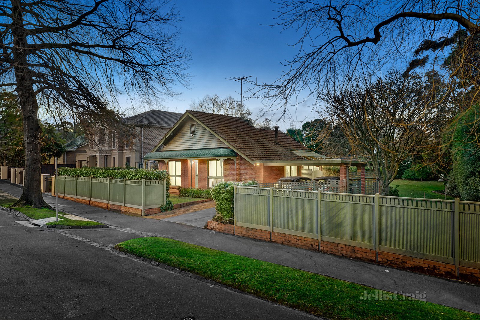 109 Prospect Hill Road, Camberwell image 2