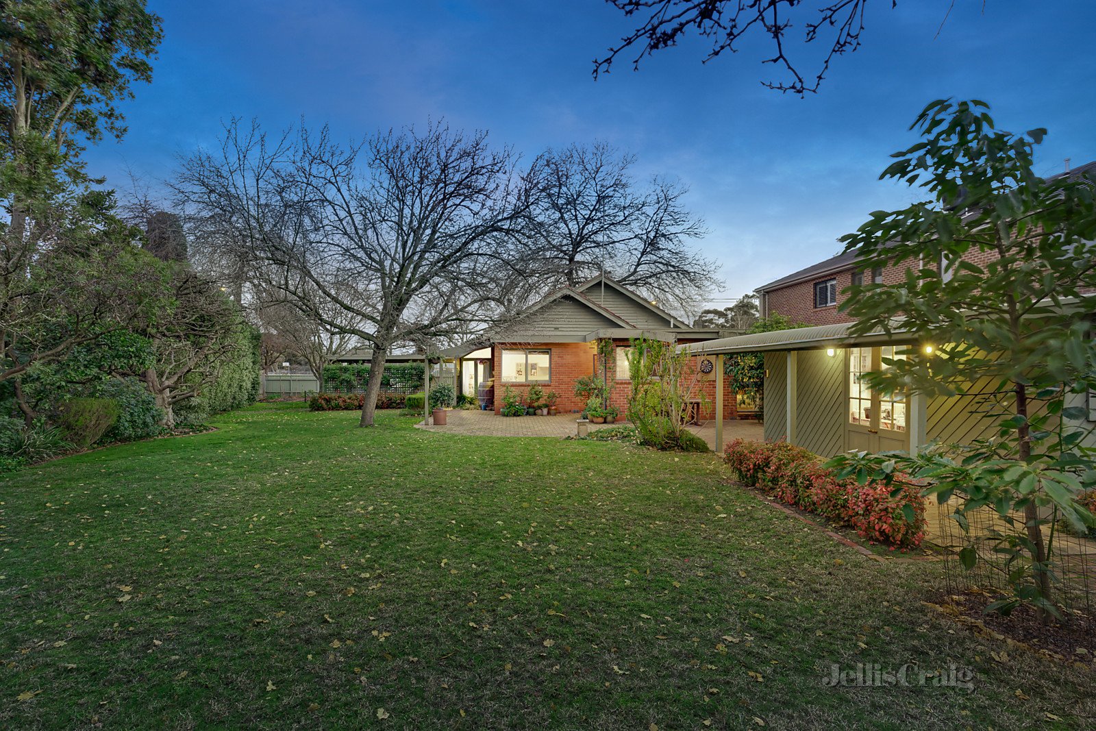 109 Prospect Hill Road, Camberwell image 8