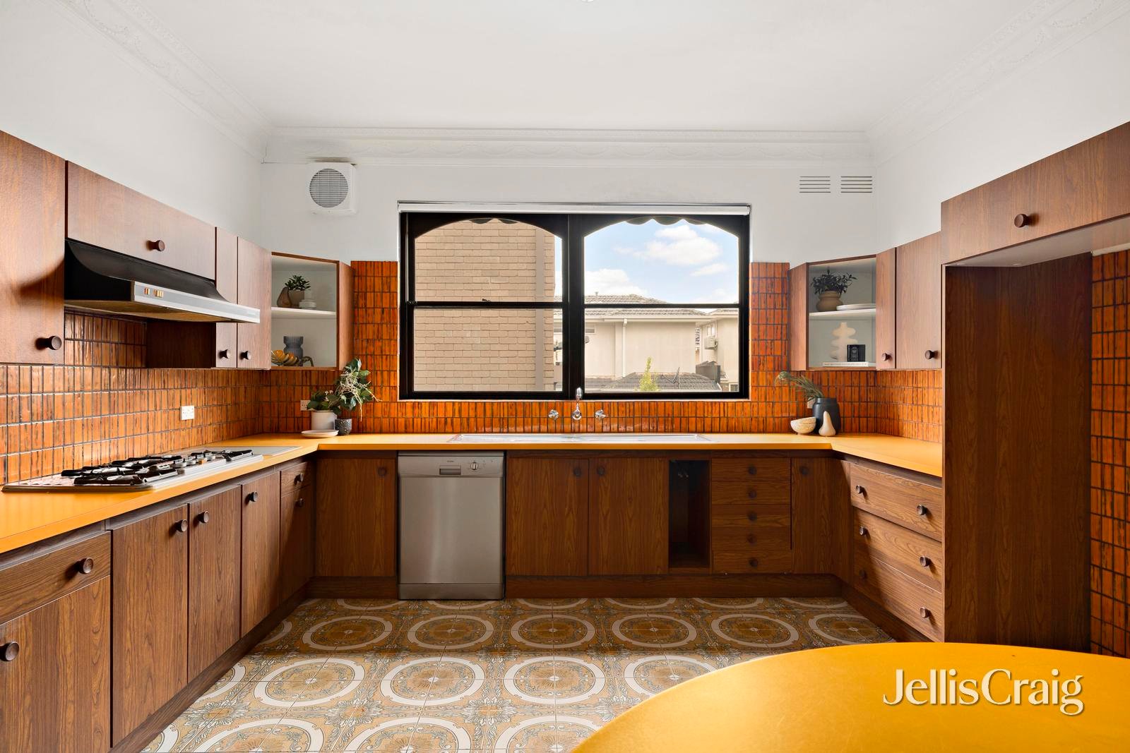 109 Raleigh Road, Maribyrnong image 4