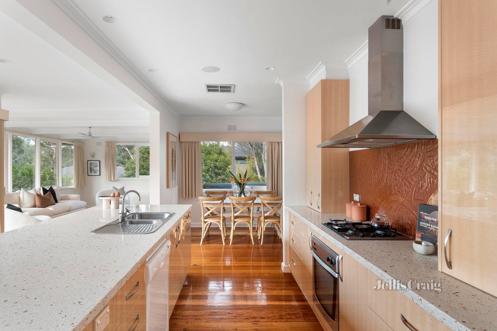 109 Rattray Road, Montmorency image 5